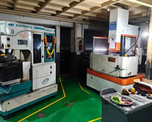 CNC EDM Machine